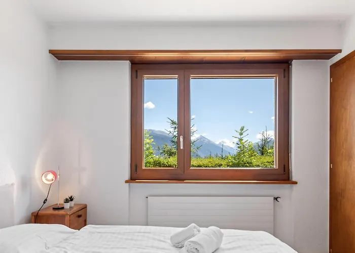 - 6 Pers - 5 Lits - 2 Parkings *